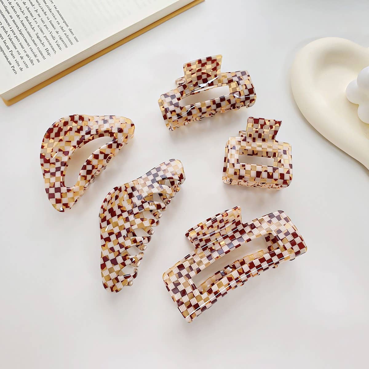 Simple Retro Style Hollow Plaid Hair Claw Clip_Cwaha0736