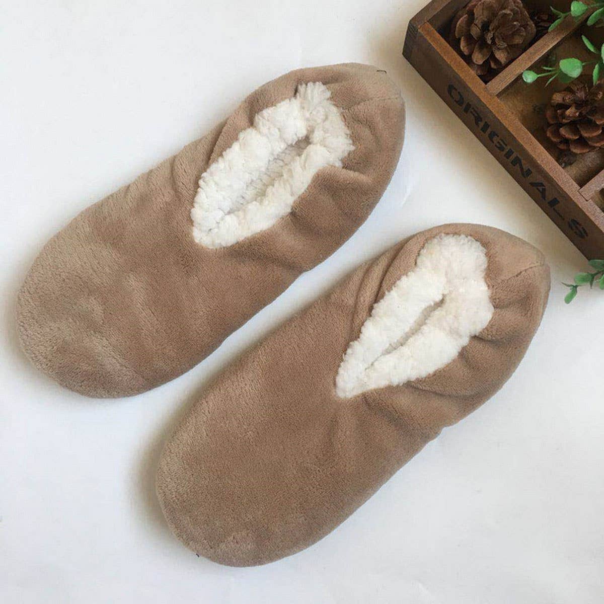 MENS HOME SOFT BOTTOM NON SLIP WARM SOCKS_CWMM2362