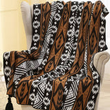 KNITTED GEOMETRIC STRIPE SOFA BLANKET_CWMM0419
