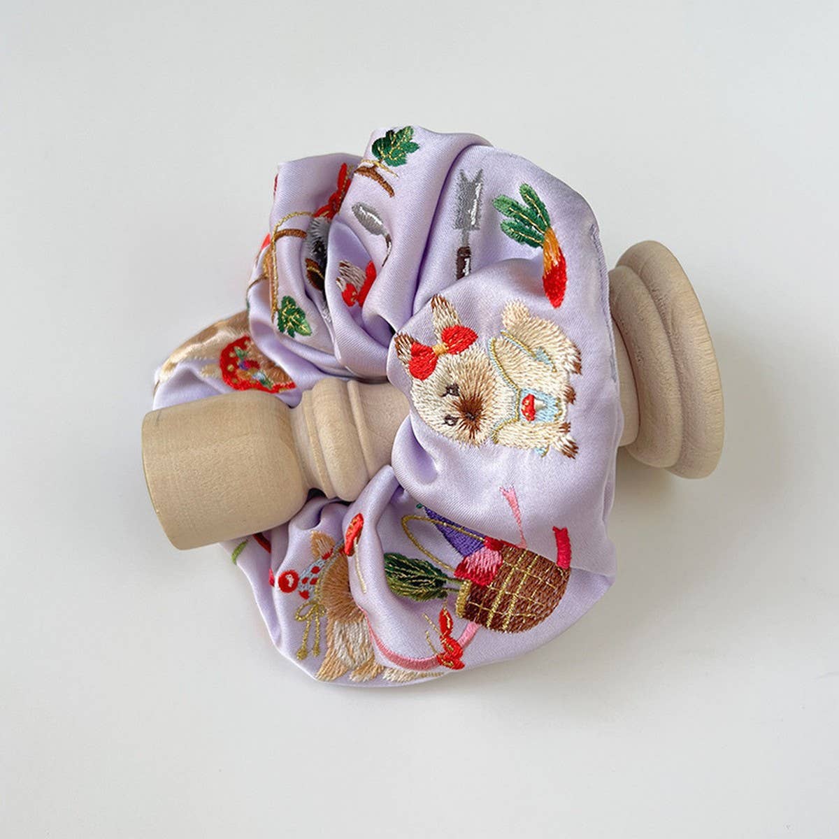 DESIGN SATIN CUTE EMBROIDERED BUNNY HAIRBAND_CWAHA3676