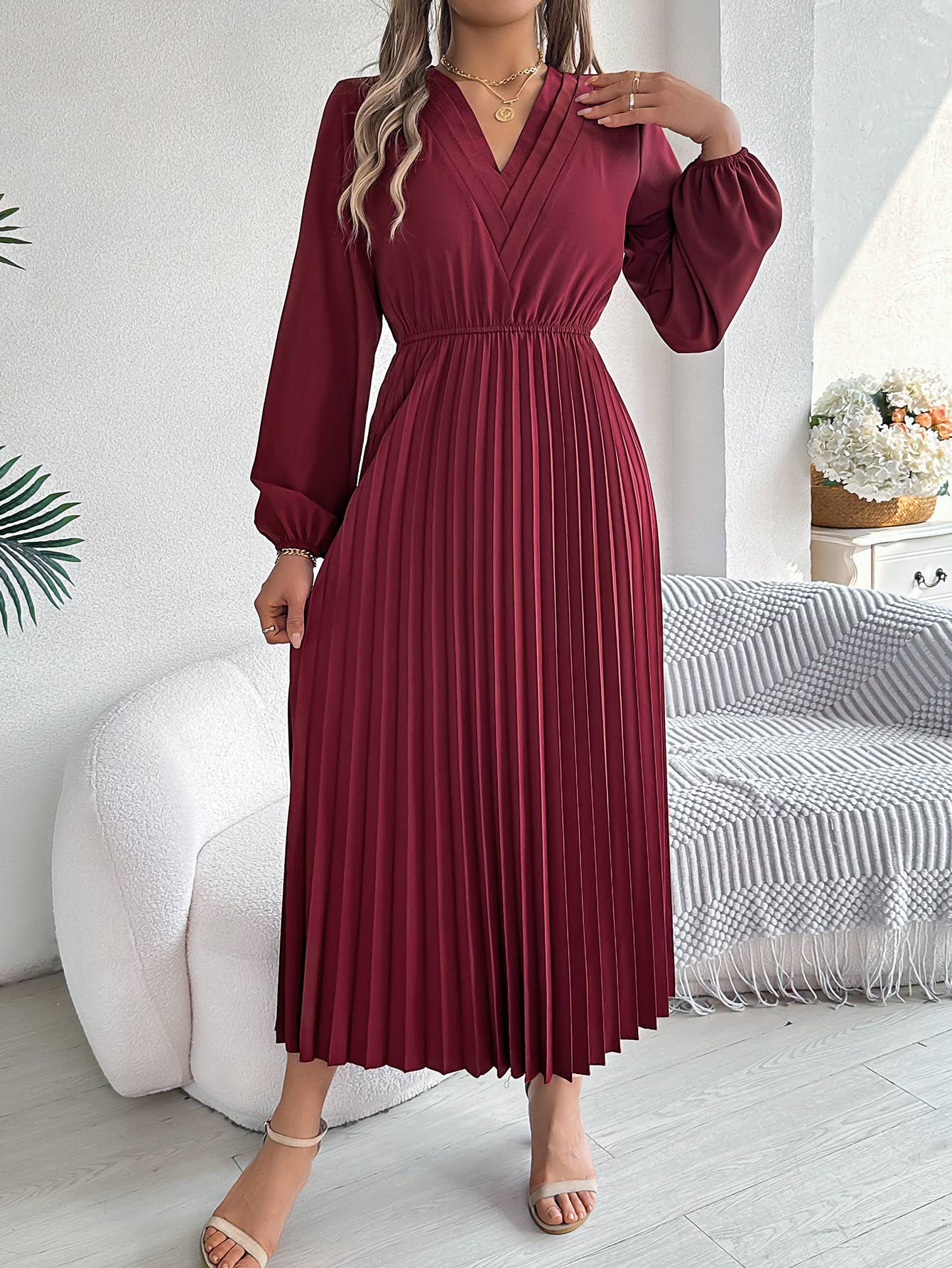 Triple V-Neck Long-Sleeved Waist Pleated Dress