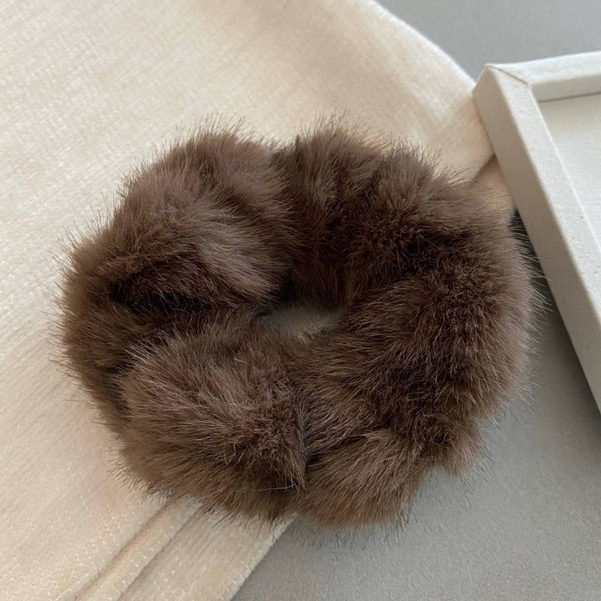 FAUX MINK PLUSH HAIRBAND HAIR ACCESSORIES_CWAHA4041
