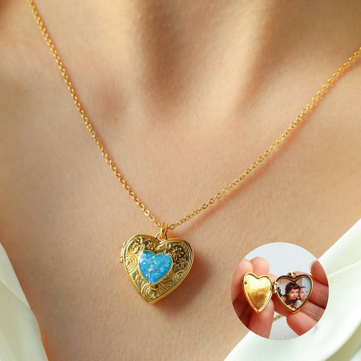 DESIGN LOVE LOCKET PENDANT NECKLACE_CWMM5533