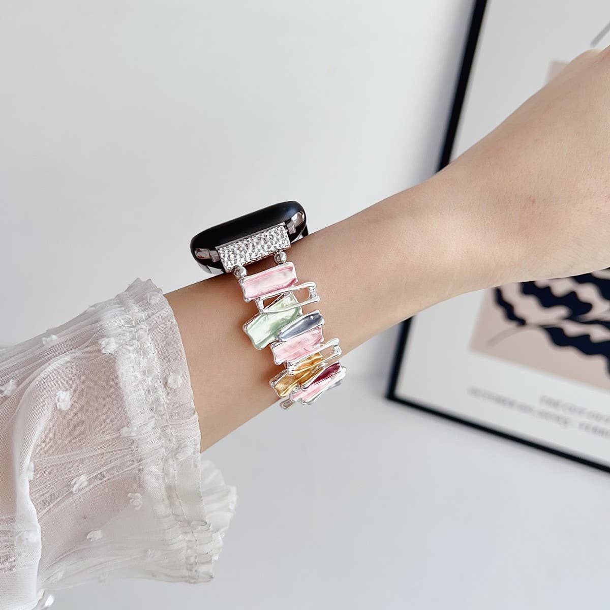 APPLE WATCH 8 1 GEOMETRIC CHAIN STRAP_CWWW0054