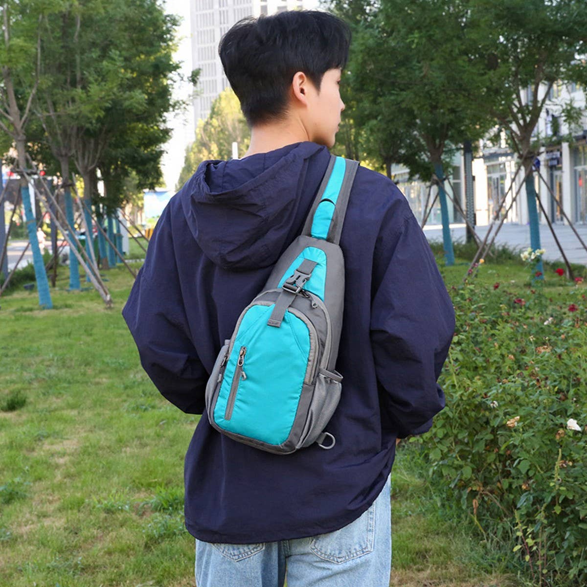 Waterproof Stylish Chest Sling Bag For Outdoors_Cwab5406