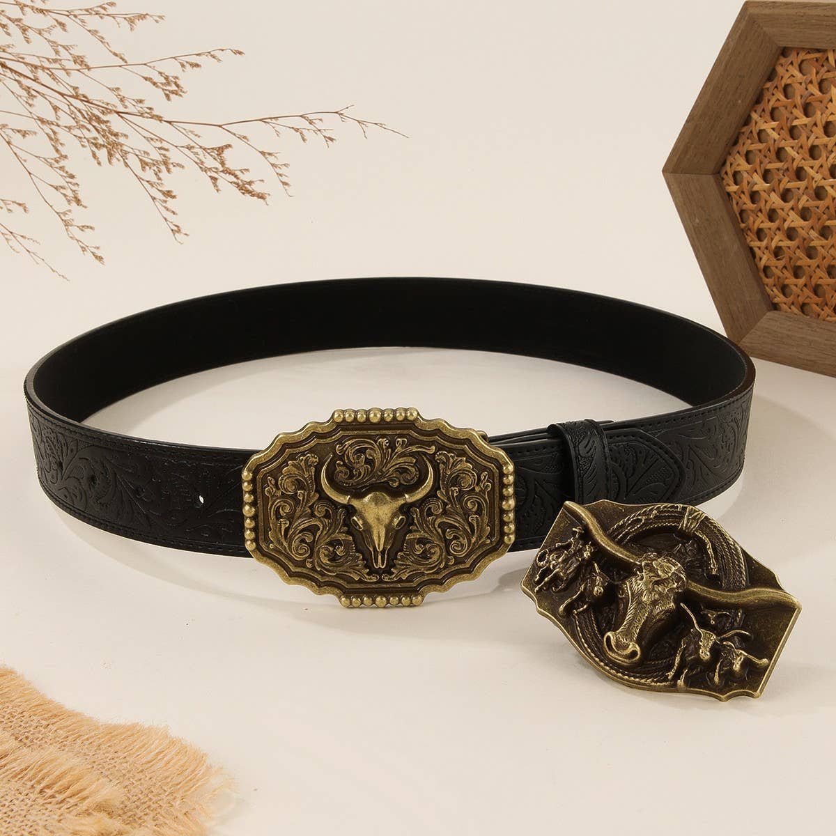 BULL HEAD ALLOY BUCKLE PU BULL HEAD EMBOSSED BELT_CWMM3944