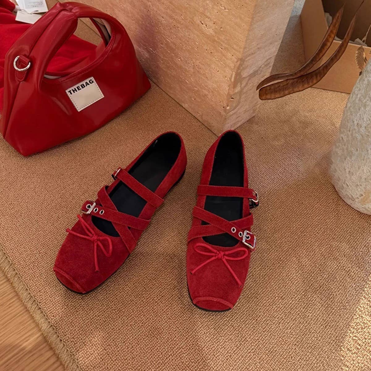 SUEDE MARY JANE FLATS WITH CROSS STRAP BOW_CWSHF0067