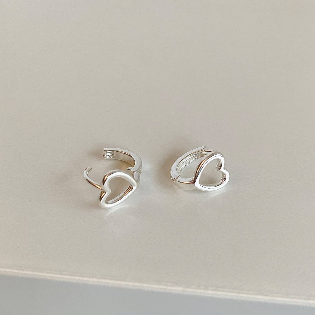 Valentines Day Simple Hollow Heart Earrings