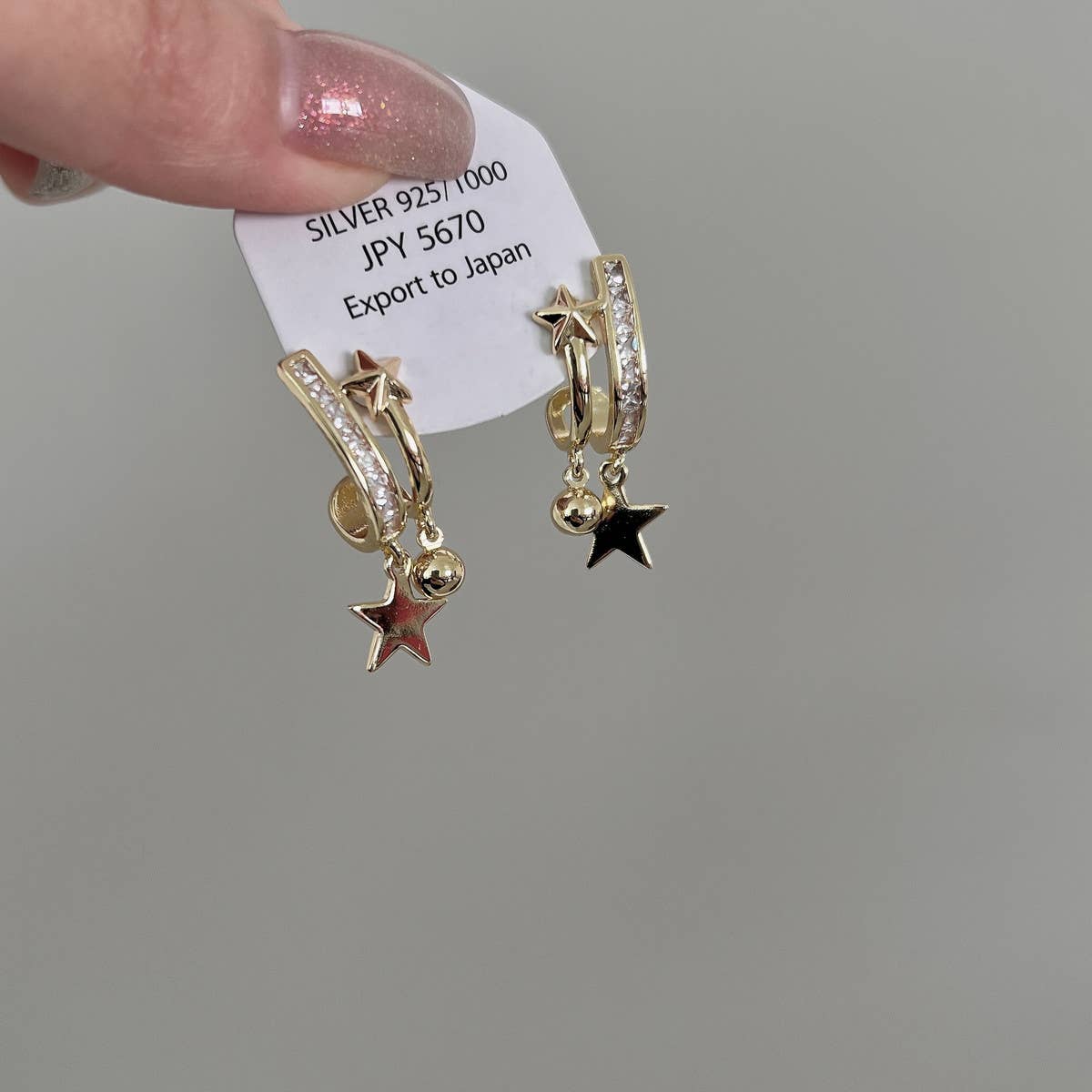 Unique Five-Pointed Star Clip Earrings