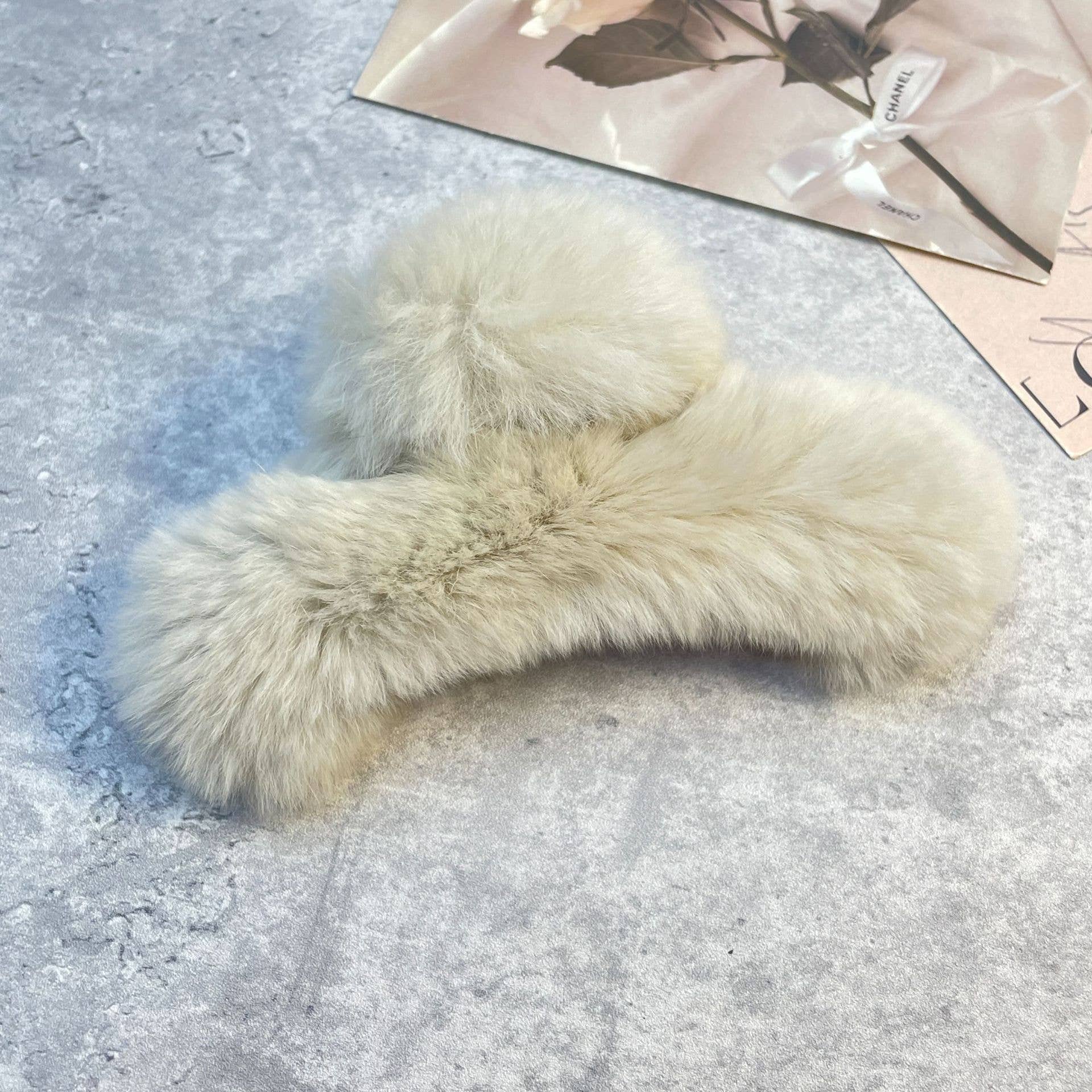REX RABBIT FUR CLAWS ELEGANT MIXED COLOR CLIPS_CWASC1591