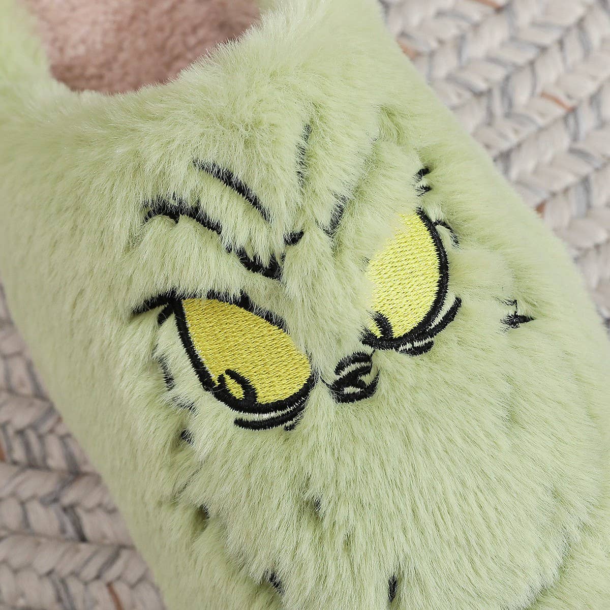 CHRISTMAS GREEN MONSTER GRINCH COTTON SLIPPERS_CWMM3059