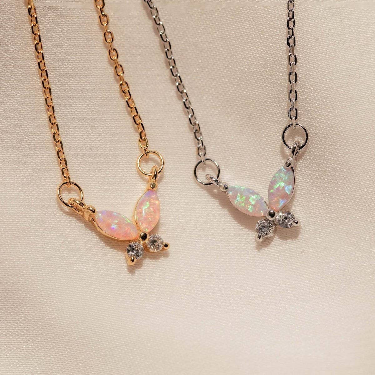 CUTE GIRL BUTTERFLY TITANIUM STEEL NECKLACE_CWMM3780