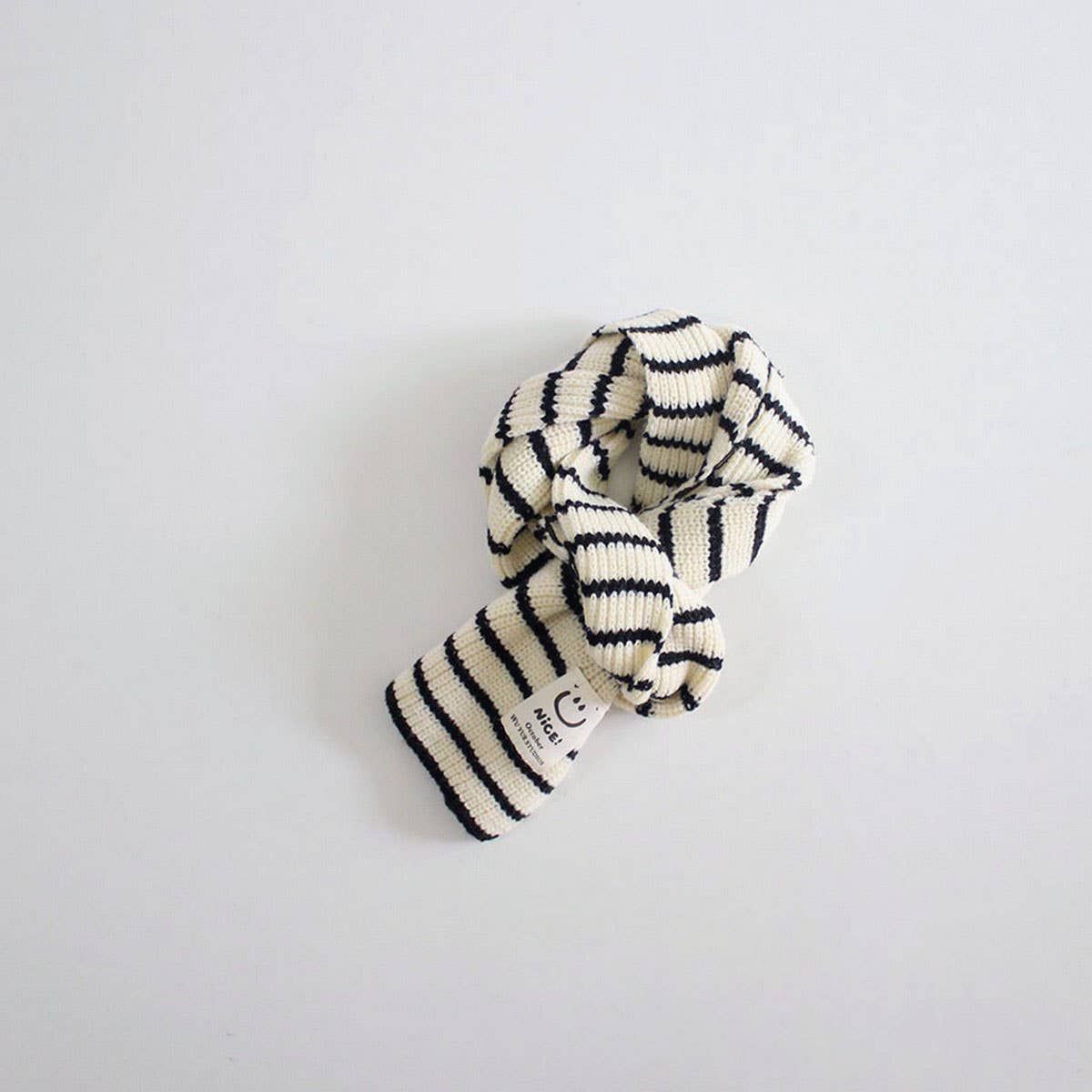 KIDS KNIT SCARF WITH SMILEY TAG WARM WINTER _CWASC2103