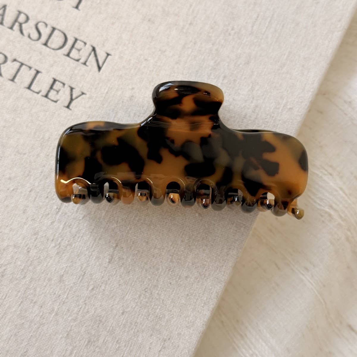 Tortoiseshell Claw Clip Luxury Acetate Hair Clip_Cwaha07764