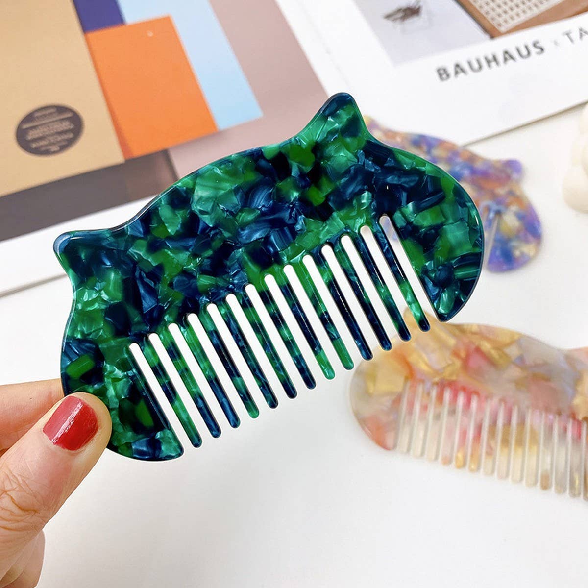 10CM ACETATE CARTOON COMB COLORFUL HAIR COMB_CWMM6440