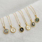Cwaje1940_Simple Round White Shell Letter Necklace