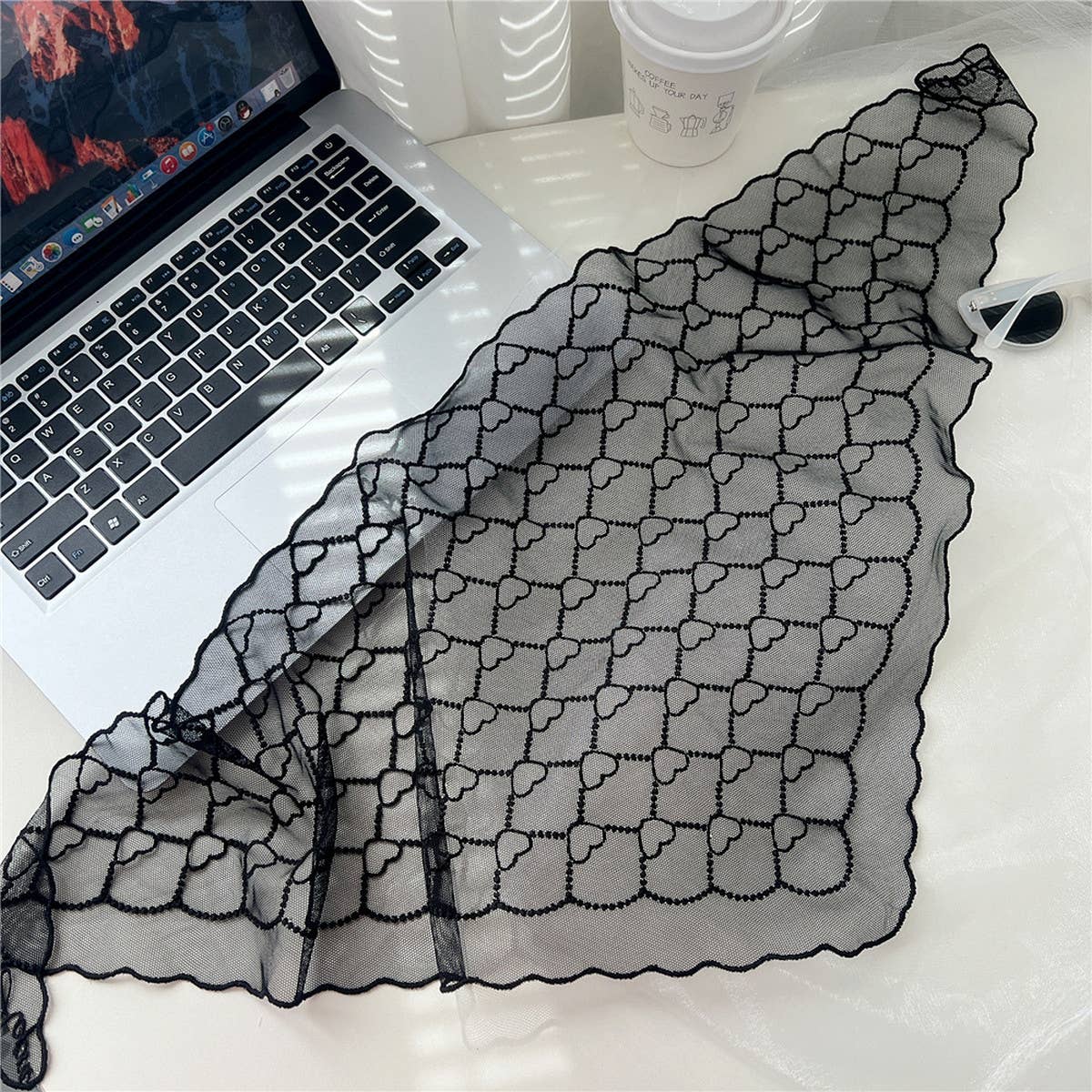 HEART LACE TRIANGLE SCARF SUN PROTECTION NECK WRAP_CWASC0840