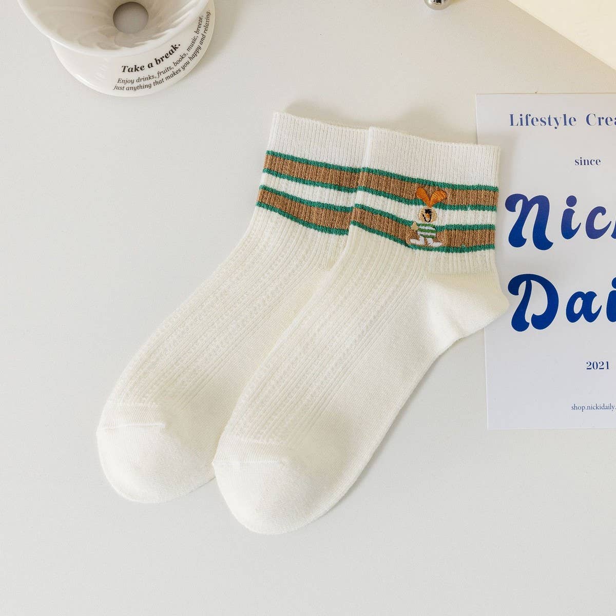 STRIPED EMBROIDERED BUNNY SOCKS FOR WOMEN_CWMS2026