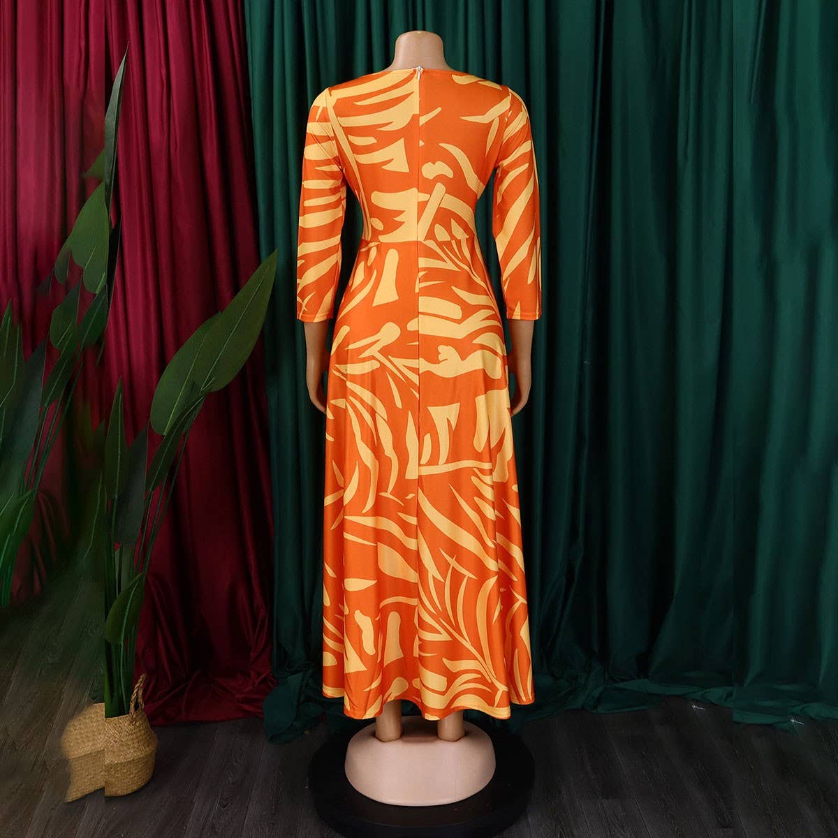 FASHIONABLE LACE UP PRINTED OVERSIZED DRESS_CWDMD3697