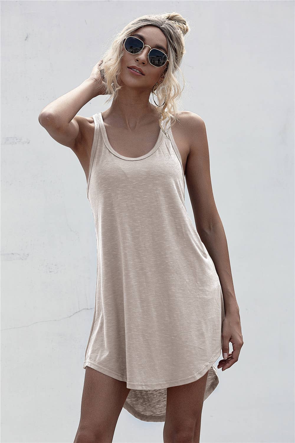 Solid Color U-Neck Sleeveless I-Back Dress