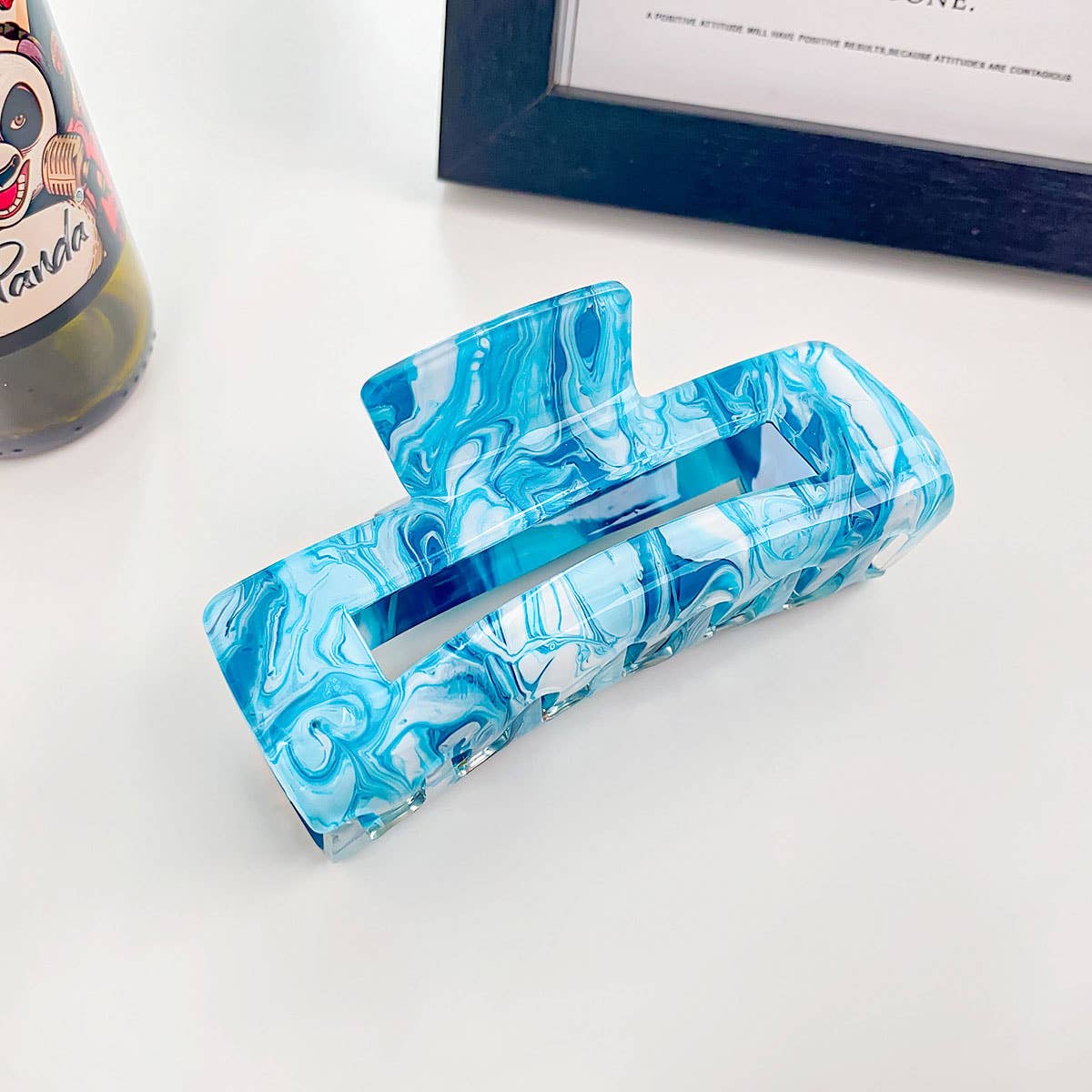 ACRYLIC INK HAIR CLAW LARGE HOLLOW SHARK CLIP_CWAHA0393