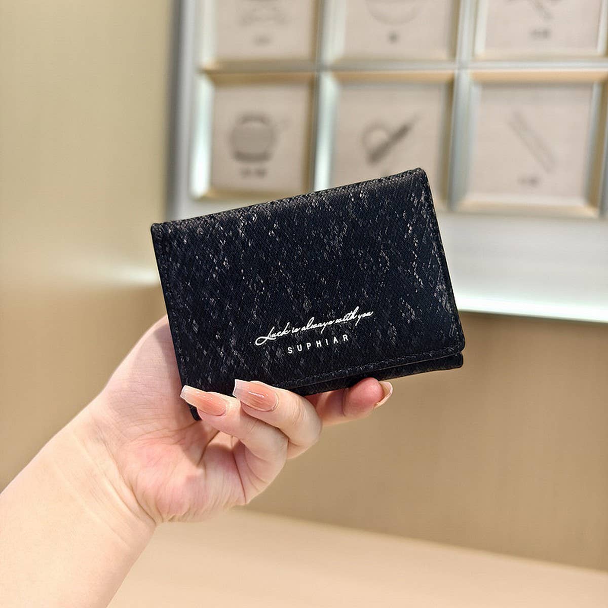 Gradient Velvet Mini Trifold Wallet With Letters_Cwab06233