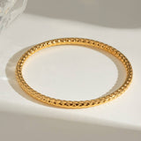 CLASSIC 18K GOLD HAMMER TEXTURE CUFF BRACELET_CWAJE4708
