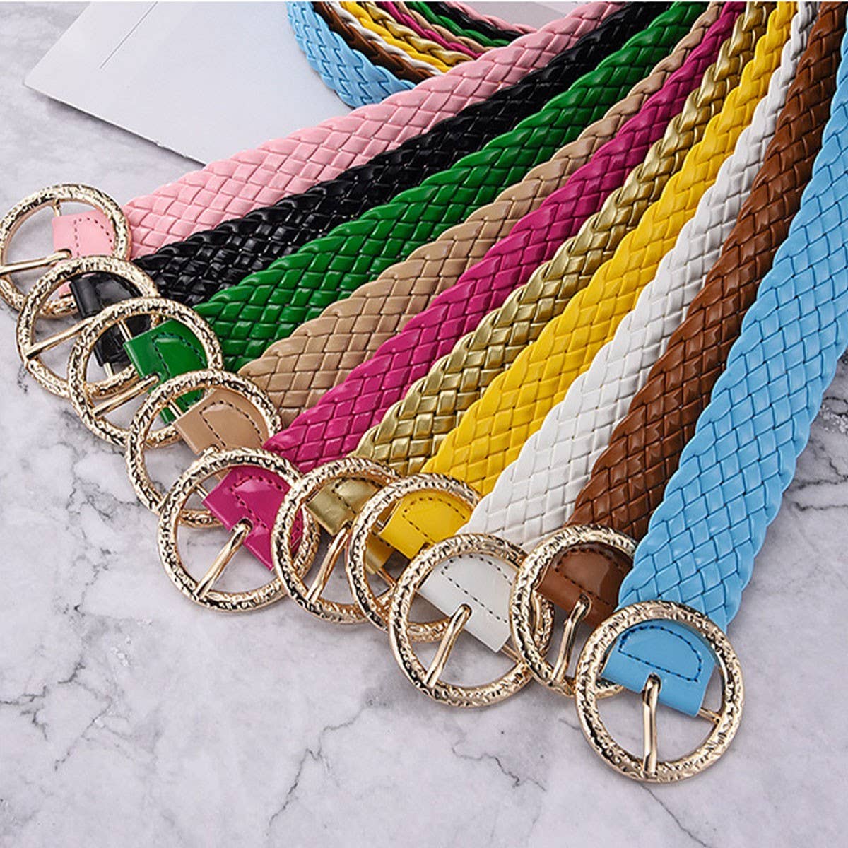 METAL ROUND BUCKLE PATENT LEATHER BRAIDED WIDE BELT_CWMM0765