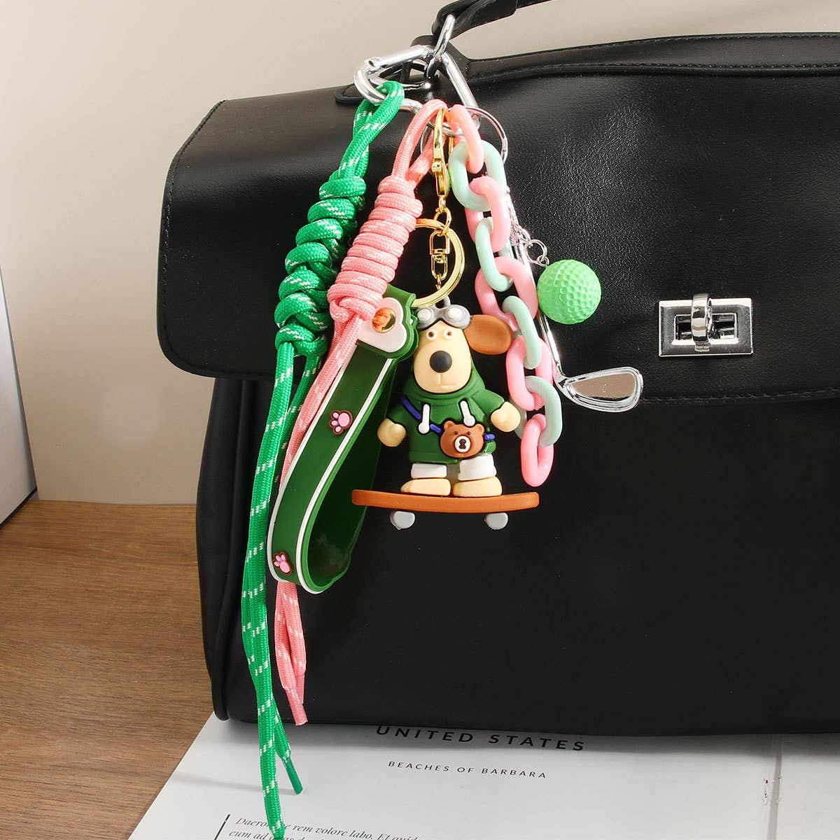 CUTE CARTOON SKATEBOARD BULLDOG KEYCHAIN CHARM_CWMM7564