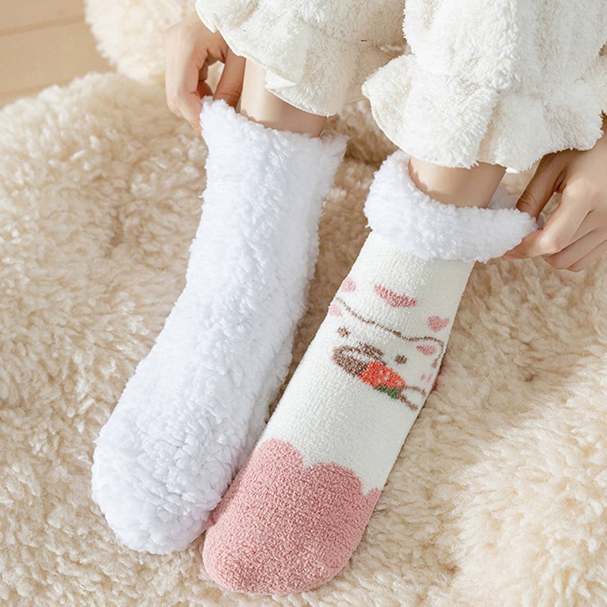 Winter Mid-Tube Non-Slip Floor Socks For Women_Cwms0770