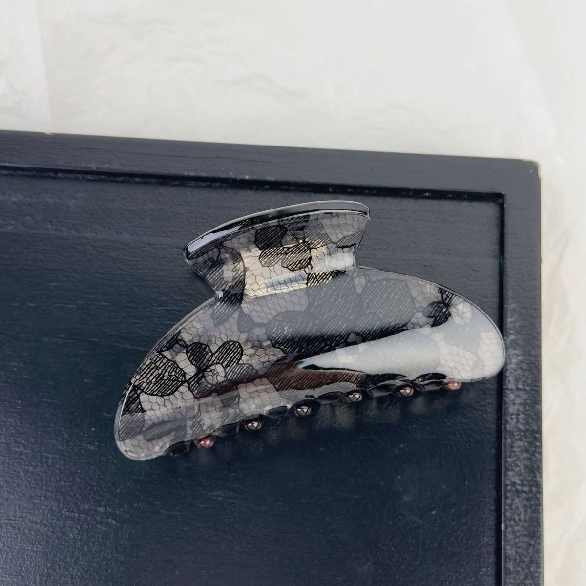 DELICATE AND GENTLE LACE PATTERN HAIRPIN_CWAHA2377