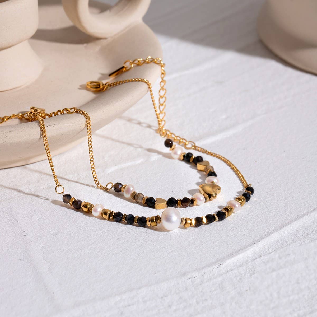 18K GOLD PEARL NATURAL BLACK ONYX BRACELET_CWAJE4889