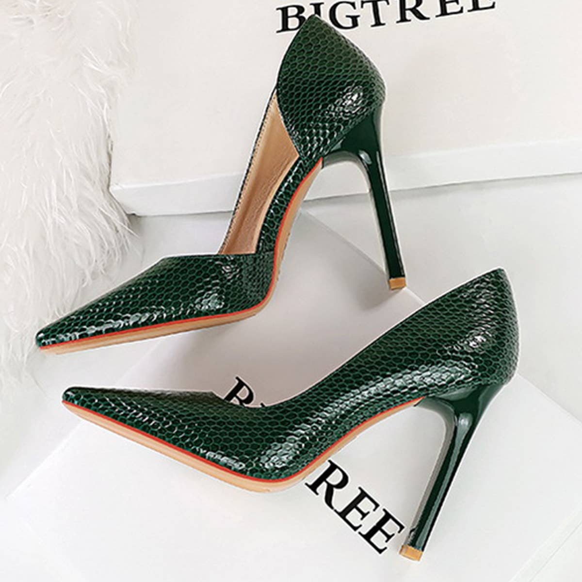 RETRO SQUARE TOE SNAKE PRINT PATENT LEATHER PUMPS_CWSHH0100