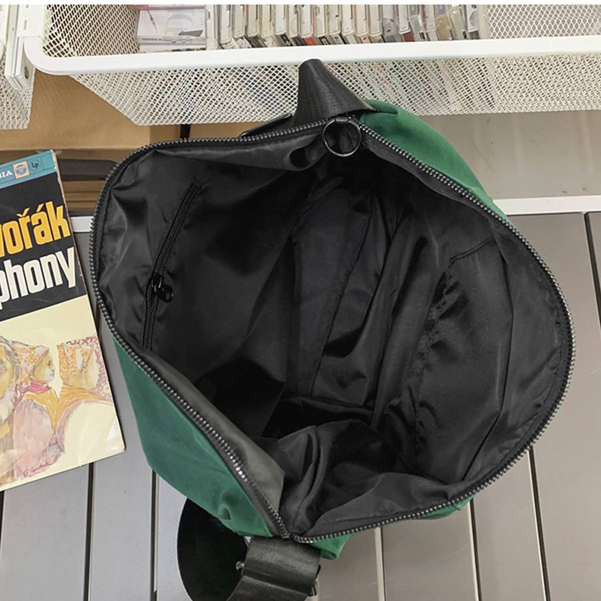 Simple Solid Color Casual Letter Crossbody Bag_Cwab1768