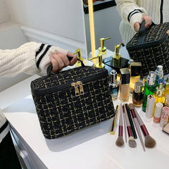 FASHIONABLE AND HIGH END TRAVEL COSMETIC BAG_CWAB4388