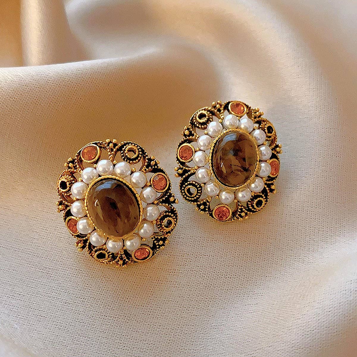 RETRO FRENCH LIGHT LUXURY HIGH END EARRINGS_CWAJE2461