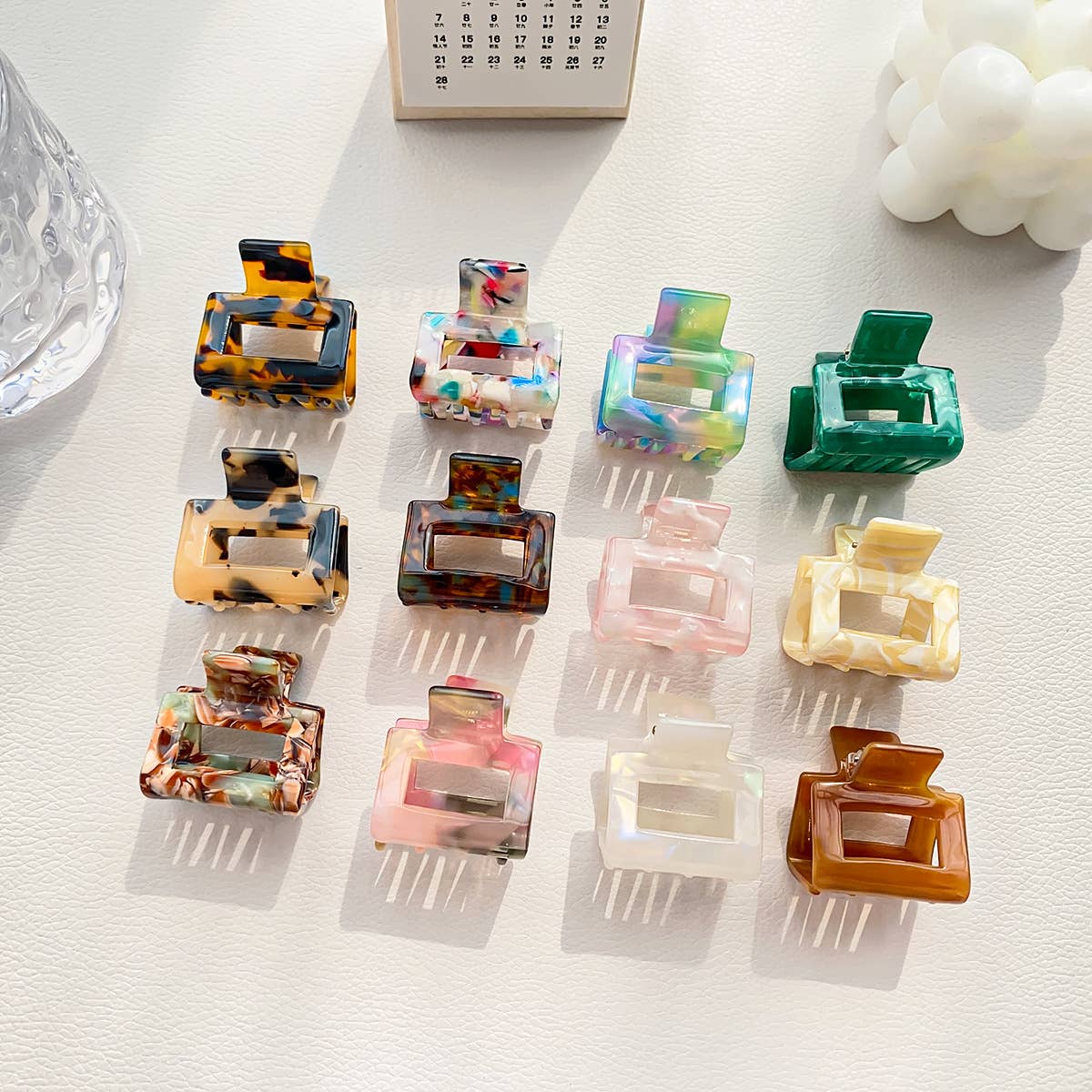 High-End Acetate Board High Ponytail Grab Clip