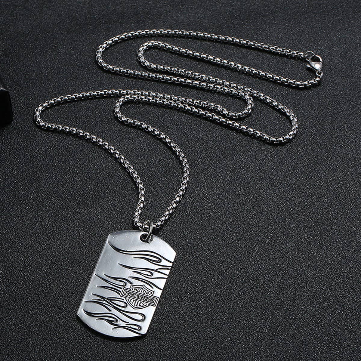 CREATIVE ALLOY PENDANT MENS LONG NECKLACE_CWMM4610
