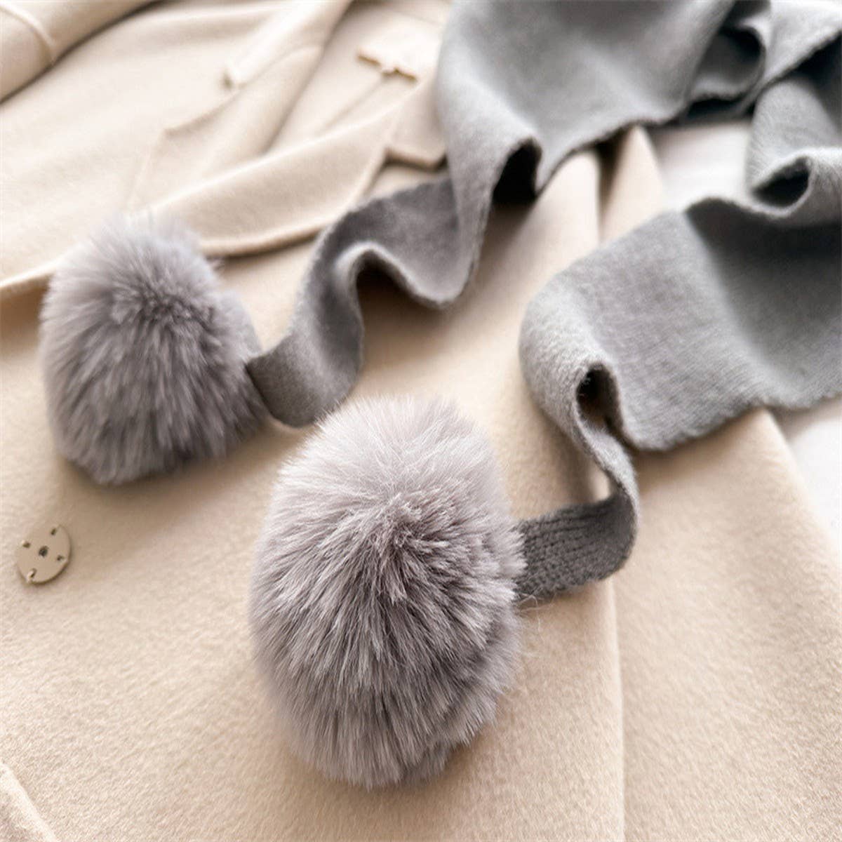 Cozy Knit Pom Pom Scarf Warm Winter Wrap_Cwasc03459
