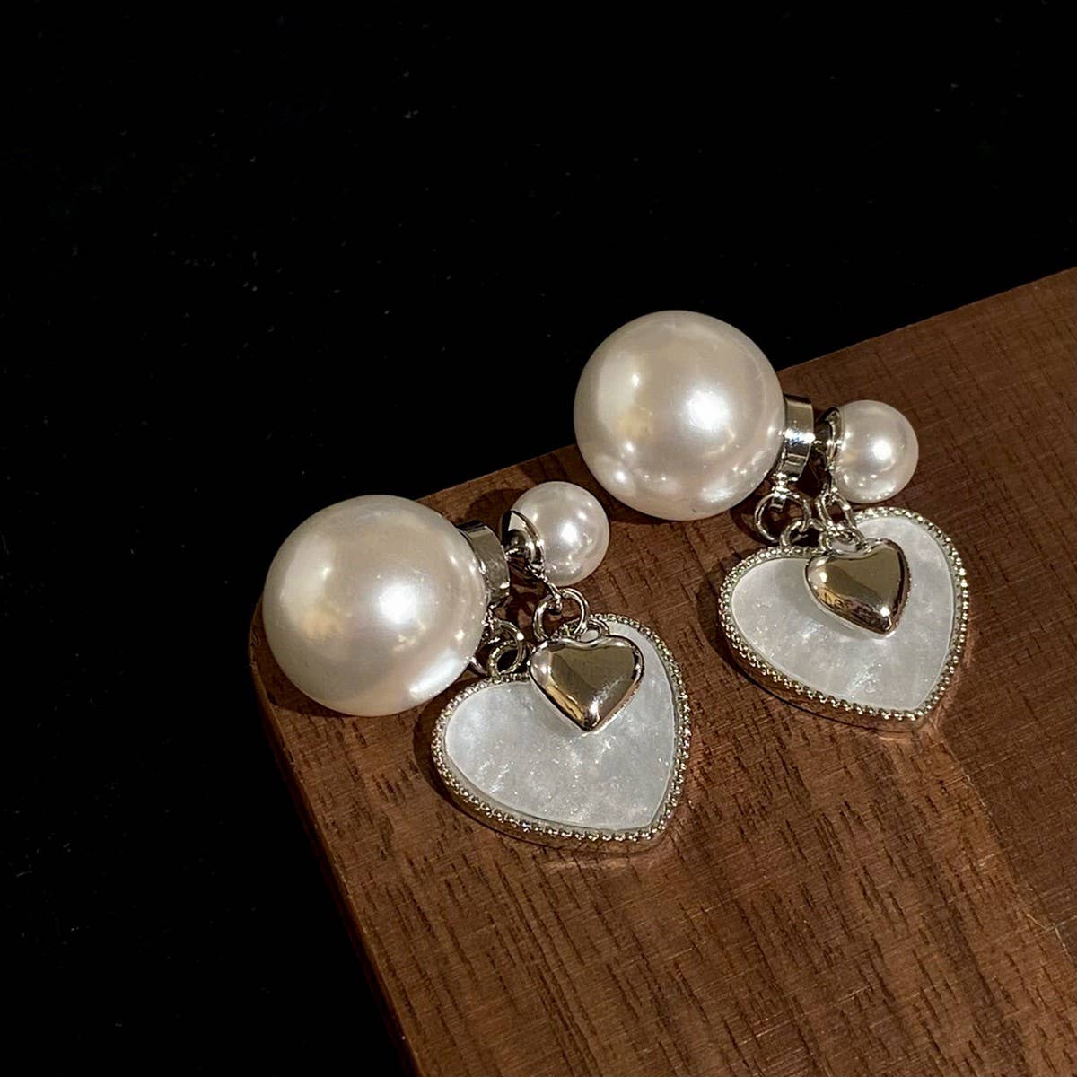 Valentines Day Heart Pearl High Design Earrings