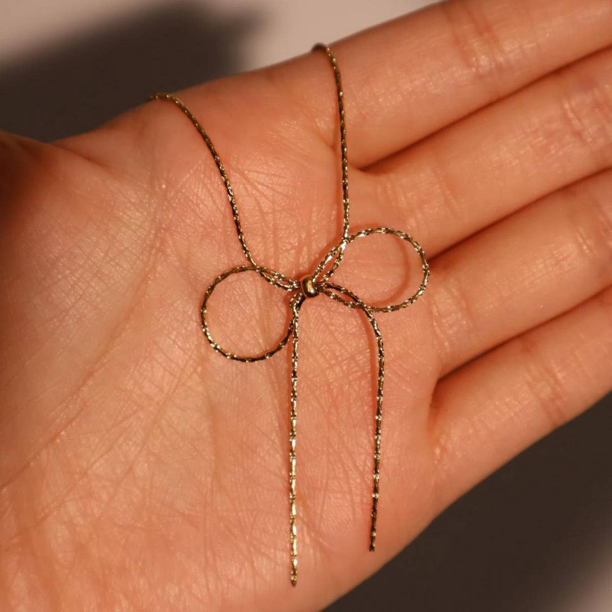 Vintage Titanium Steel Bow Necklace_Cwmm5344