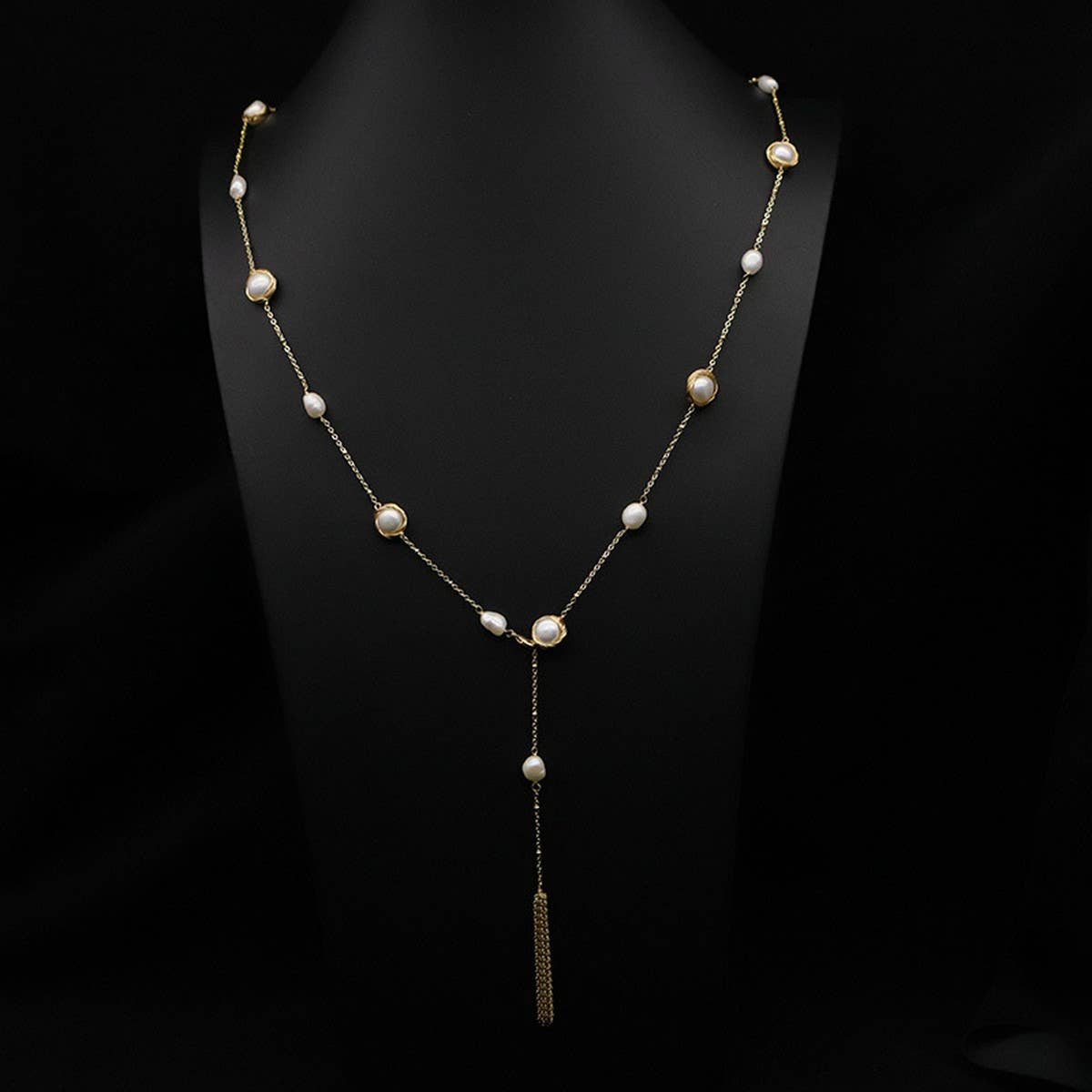 SIMPLE AND ELEGANT HIGH END BOW PEARL NECKLACE_CWAJE3829