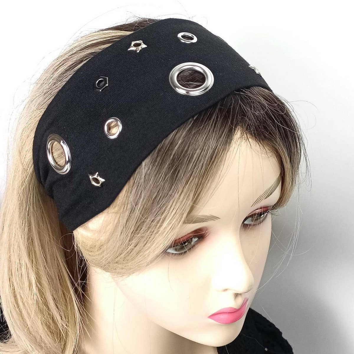 ELASTIC PUNK HEADBAND WITH MIXED METAL STUDS_CWAHA6309