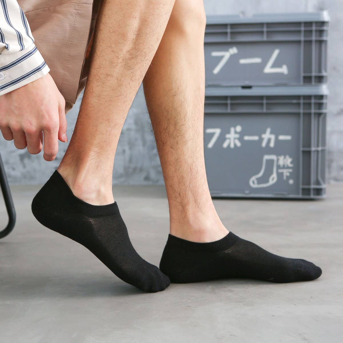 MENS SOLID COLOR COTTON MESH INVISIBLE SOCKS_CWMS2029