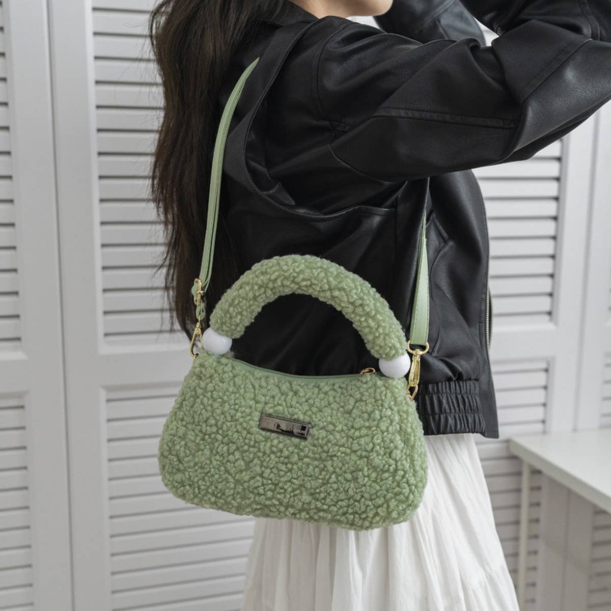 Winter Fashion One-Shoulder Crossbody Plush Bag_Cwab3934