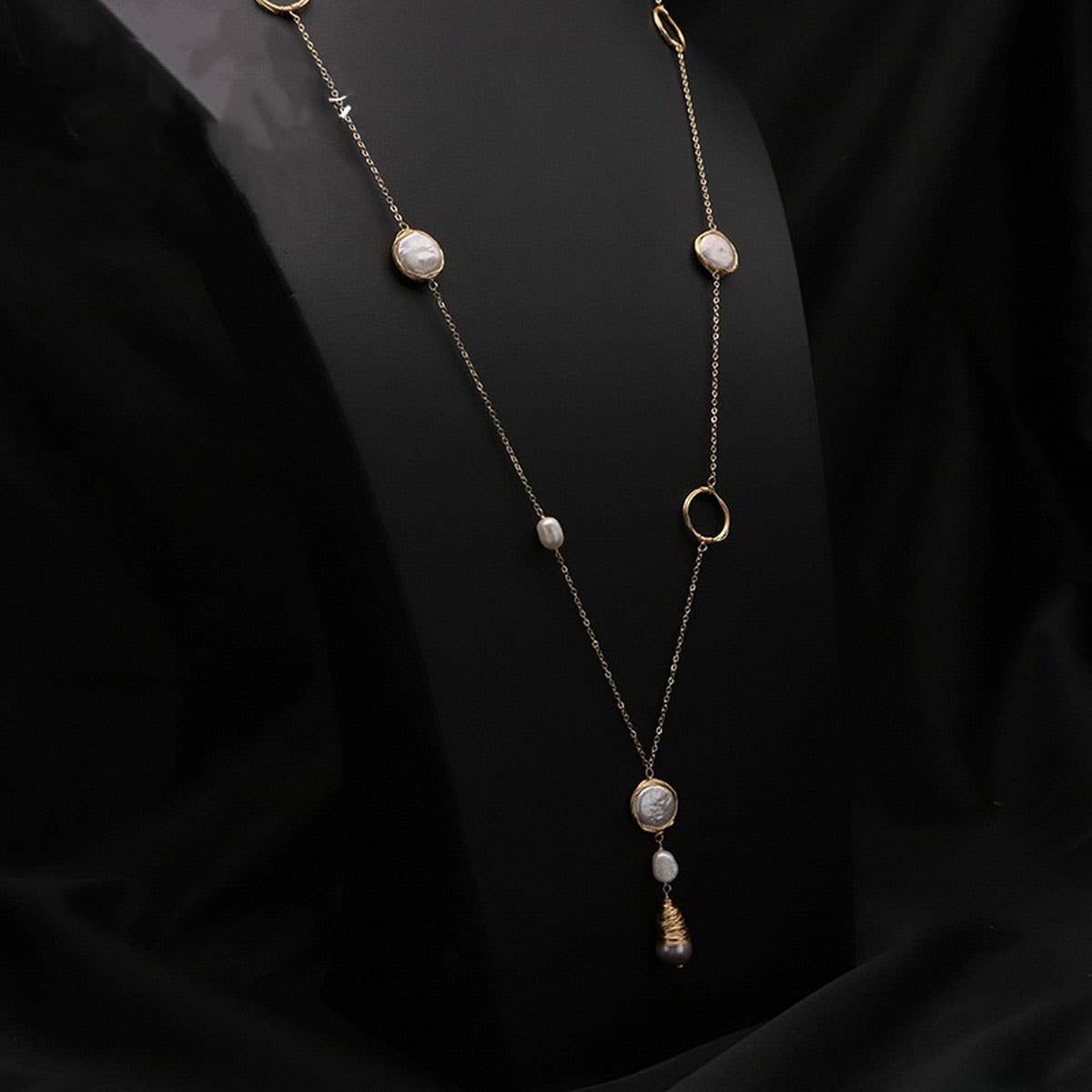 HIGH END BUTTERFLY TEMPERAMENT PEARL NECKLACE_CWAJE3857