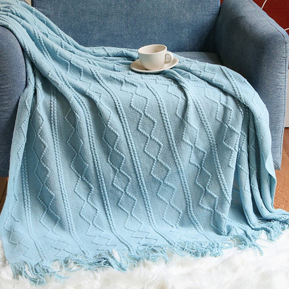 KNITTED WARM BLANKET WITH TASSELS_CWMM0199