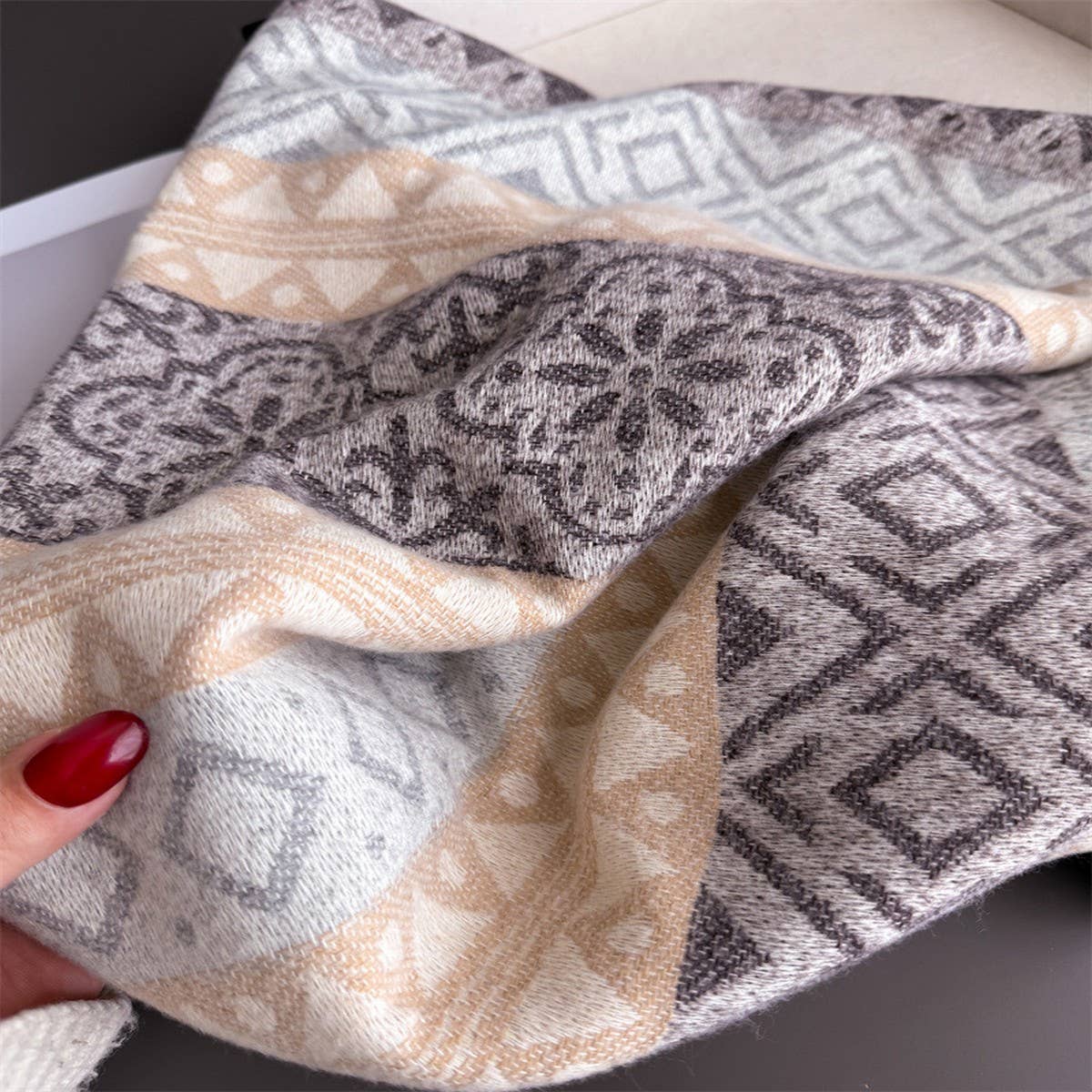 Classic Cashmere Feel Soft Warm Tassel Scarf_Cwasc03243