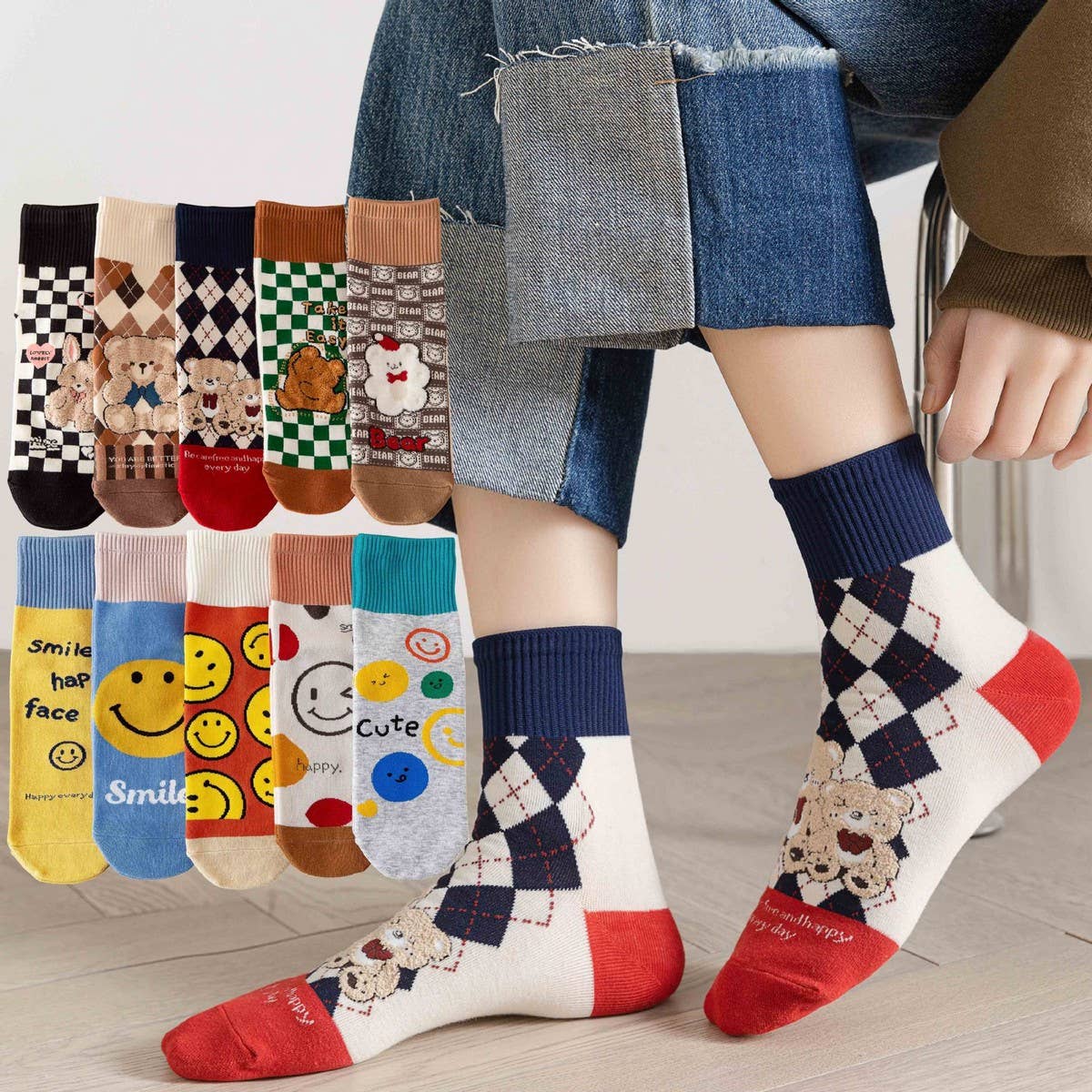 CARTOON BEAR CHECKERBOARD MIDDLE TUBE SOCKS_CWMS1389