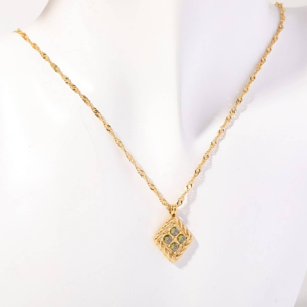 STAINLESS STEEL DECEMBER BIRTHSTONE NECKLACE_CWMM3920